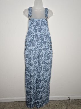 Blue Velvet Blue Floral Denim Overalls Size M Wide Leg Boho Jumpsuit NWT
